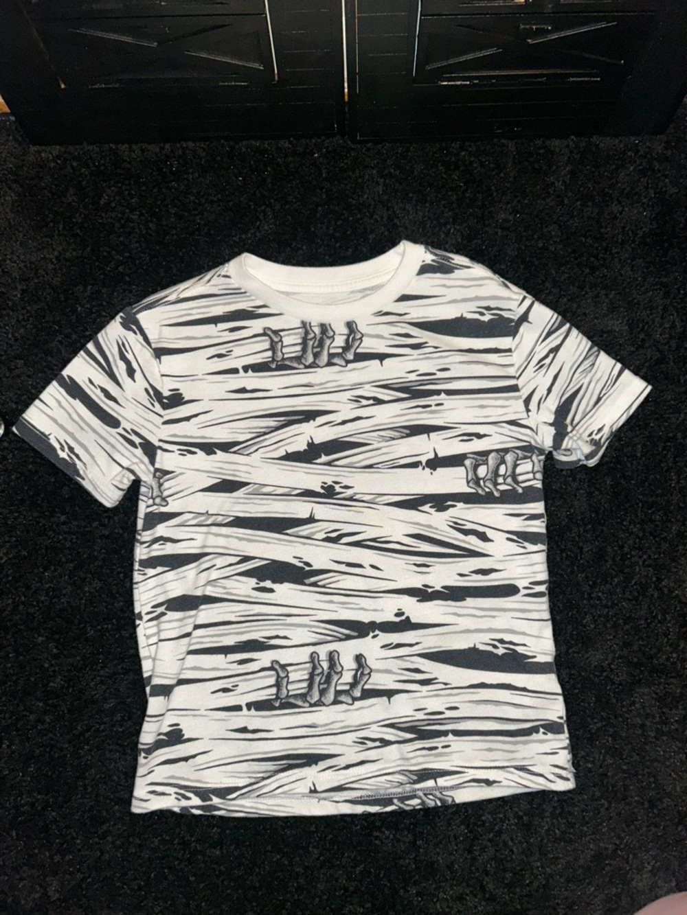 Mummy Halloween Kids White & Black Graphic Short Sleeve Tee